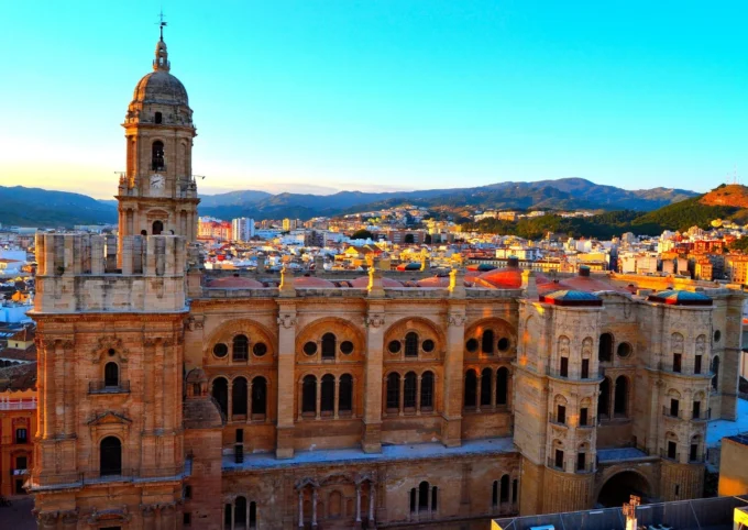 La cattedrale incompiuta di Malaga si chiama La Manquita