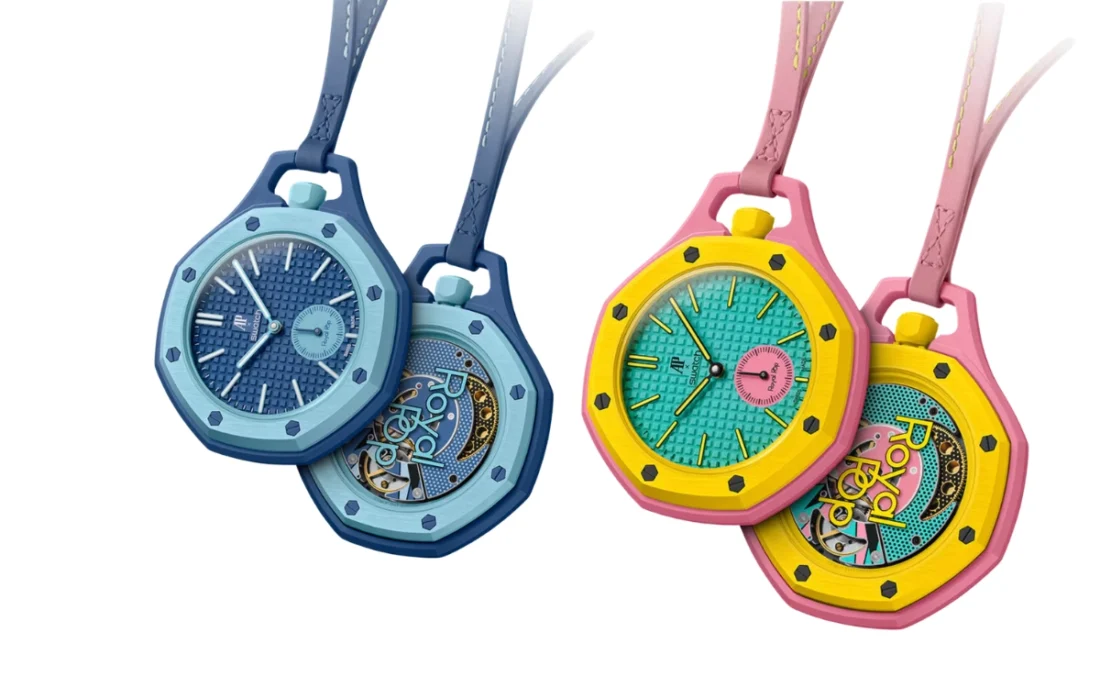 Due degli 8 modelli di Royal Pop della linea Audemars Piguet per Swatch